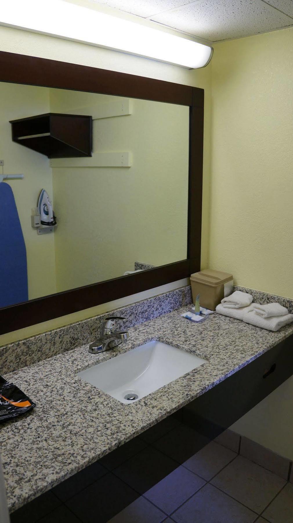 Regency Inn Pittsburg Kültér fotó